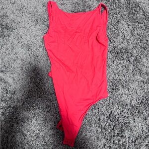 Medium Aeropostale body suit. Worn once, in great condition